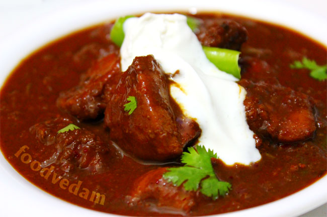 Ulava charu chicken curry
